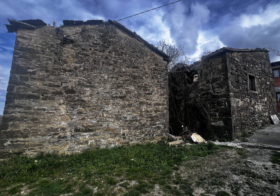 Lokacija: Obalno - kraška, Koper, Butari